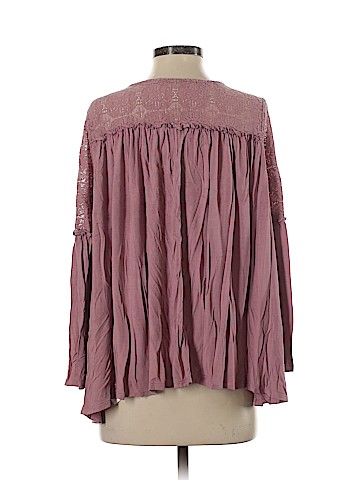 Liz Lange Maternity Long Sleeve Top (view 2)