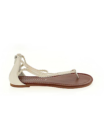 Aeropostale Sandals (view 1)