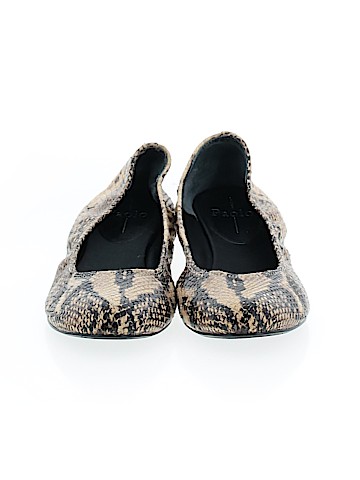 Linea Paolo Flats (view 2)