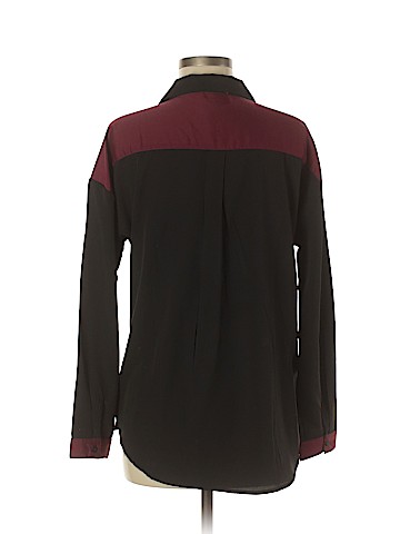 Romeo & Juliet Couture Long Sleeve Blouse (view 2)