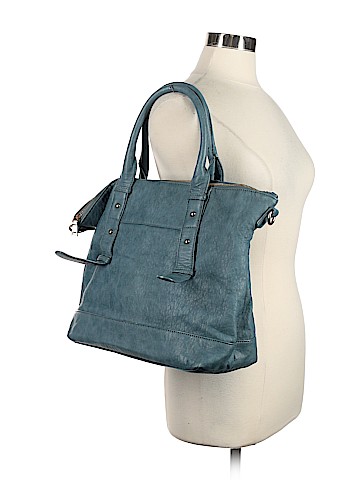 Urban Expressions Tote (view 2)