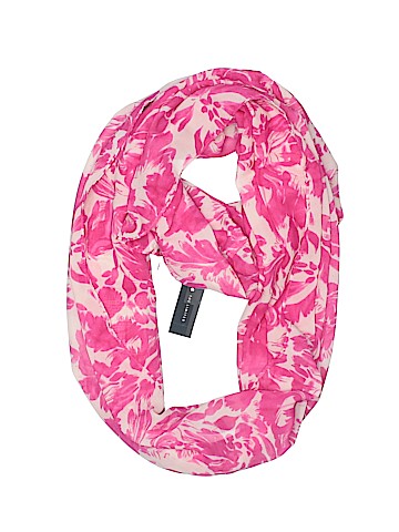 The Limited Scarf (view 1)