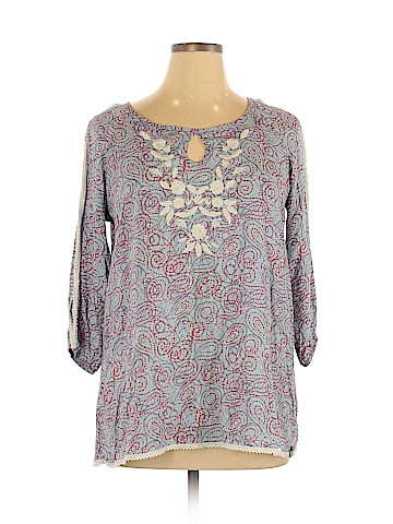 Noble Outfitters 3/4 Sleeve Blouse (view 1)