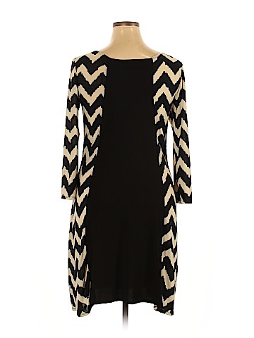 Star Vixen Casual Dress (view 2)