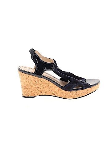 Adrienne Vittadini Wedges (view 1)