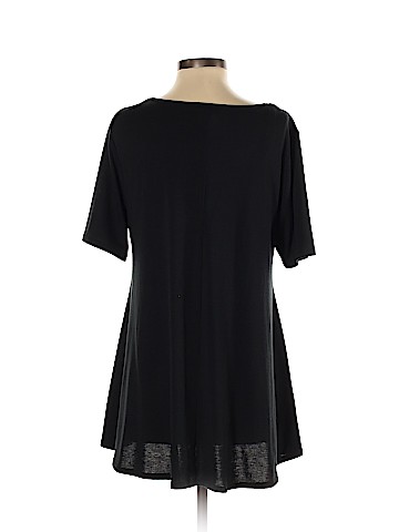 Lularoe Short Sleeve T-Shirt (view 2)