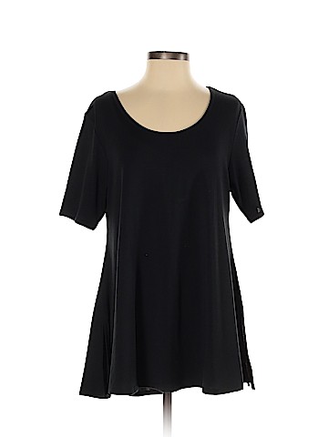 Lularoe Short Sleeve T-Shirt (view 1)