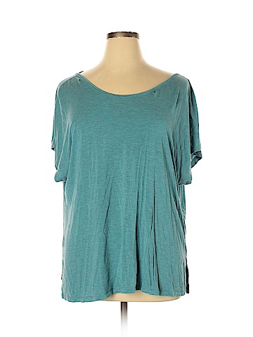 Shape Short Sleeve Top (view 1)