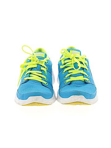 Nike Sneakers (view 2)