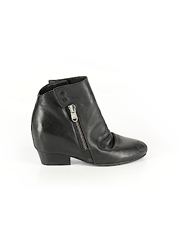 Naya Ankle Boots (view 1)