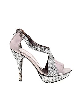 UNLISTED A Kenneth Cole Production Size 7