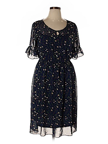 Liza Luxe Casual Dress (view 1)