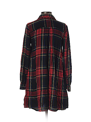 Old Navy Casual Dress (view 2)