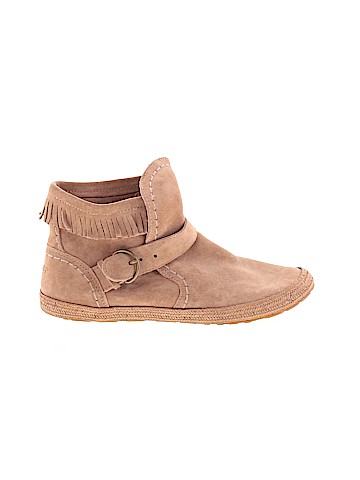 Ugg Australia Ankle Boots (view 1)