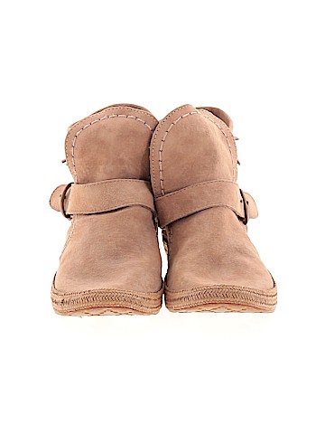 Ugg Australia Ankle Boots (view 2)