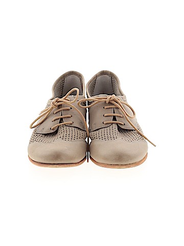 Hinge Flats (view 2)