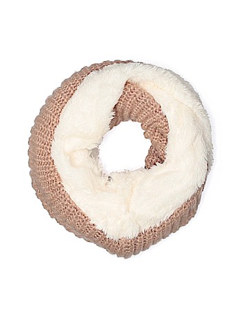 Modena Scarf (view 1)