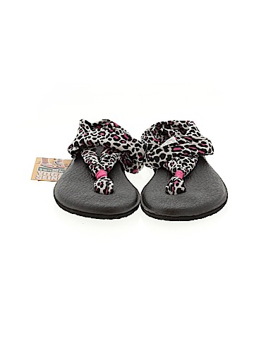 Yanuk Sandals (view 2)