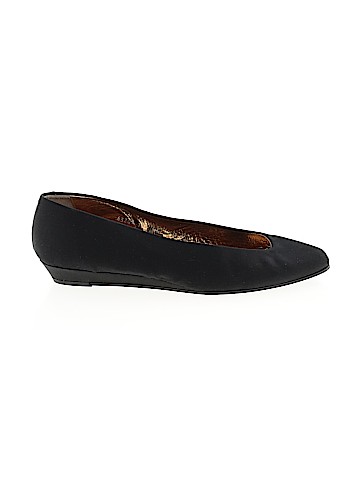 Joan & David Flats (view 1)