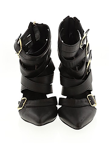 Michael Antonio Heels (view 2)