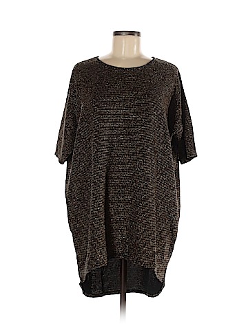 Lularoe Short Sleeve Top (view 1)