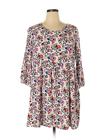 Old Navy Casual Dress (view 1)