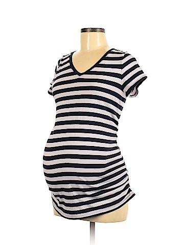 Liz Lange Maternity Short Sleeve T-Shirt (view 1)