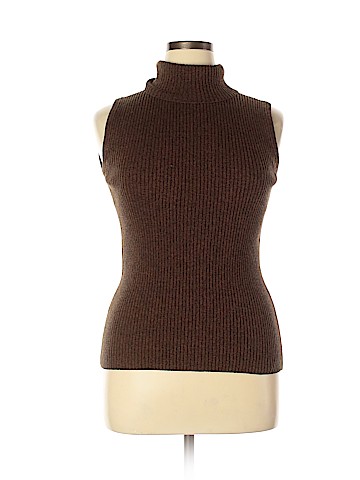 Preswick & Moore Turtleneck Sweater (view 1)