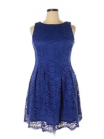 Danny And Nicole Casual Dress (view 1)