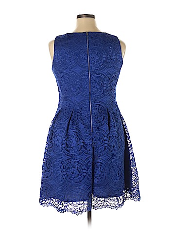 Danny And Nicole Casual Dress (view 2)