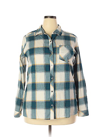Sonoma Goods for Life Long Sleeve Button-Down Shirt (view 1)