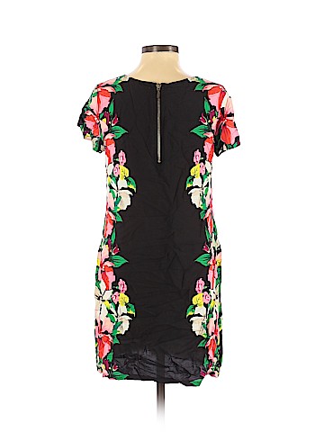 Old Navy Casual Dress (view 2)