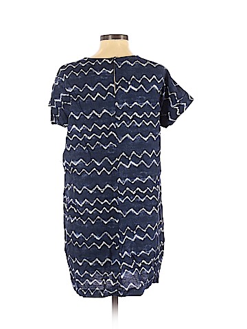 Old Navy Casual Dress (view 2)