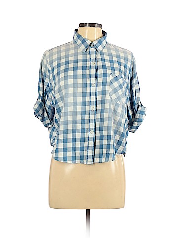 Mossimo Supply Co. 3/4 Sleeve Button-Down Shirt (view 1)