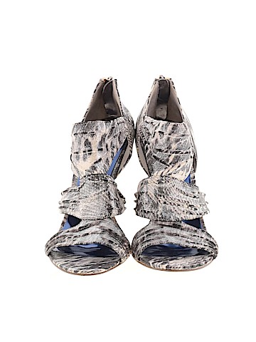 Guess Heels (view 2)