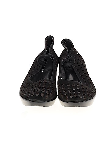 Cordani Heels (view 2)