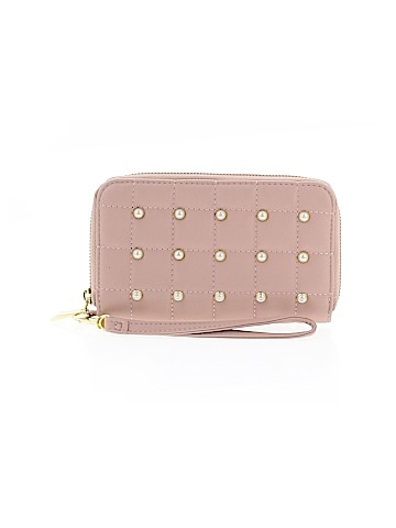 Unbranded Wristlet (view 1)