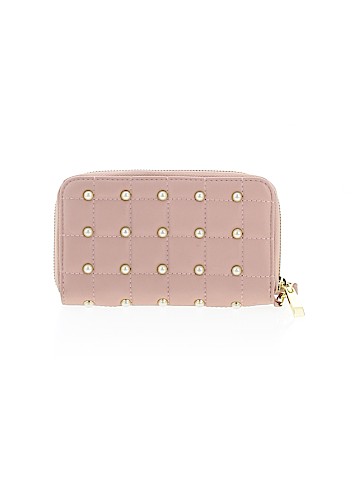 Unbranded Wristlet (view 2)