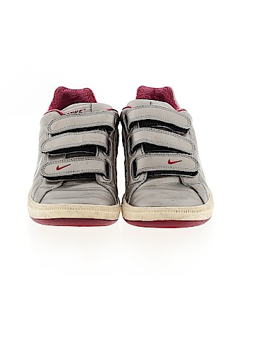 Nike Sneakers (view 2)