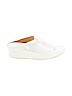 FitFlop White Flip Flops Size 5 (wide) - photo 1