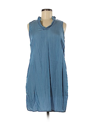 Crown & Ivy Casual Dress (view 1)