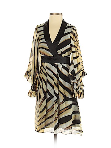 Single Dress Casual Dress (view 1)