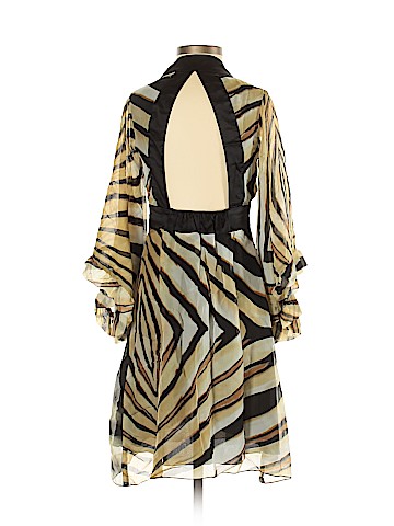 Single Dress Casual Dress (view 2)