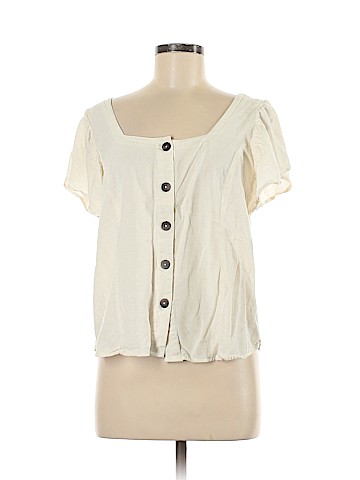 Universal Thread Short Sleeve Blouse (view 1)