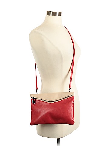 Massimo Dutti Leather Crossbody Bag (view 2)