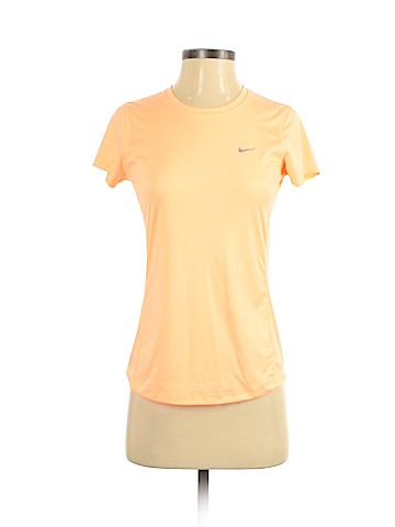 Nike Active T-Shirt (view 1)