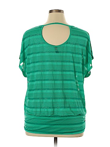 Lane Bryant Short Sleeve Blouse (view 2)