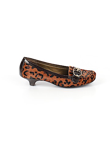 Linea Paolo Flats (view 1)