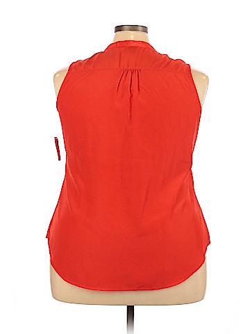 Old Navy Sleeveless Blouse (view 2)