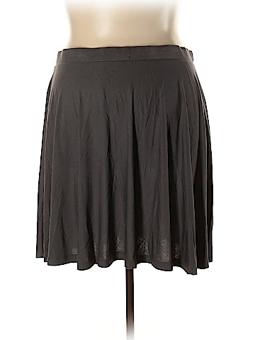 Old Navy Casual Skirt (view 2)